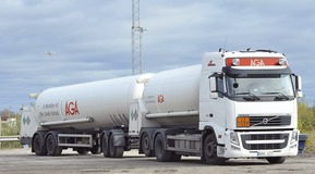AGA Liquid Nitrogen Truck driving